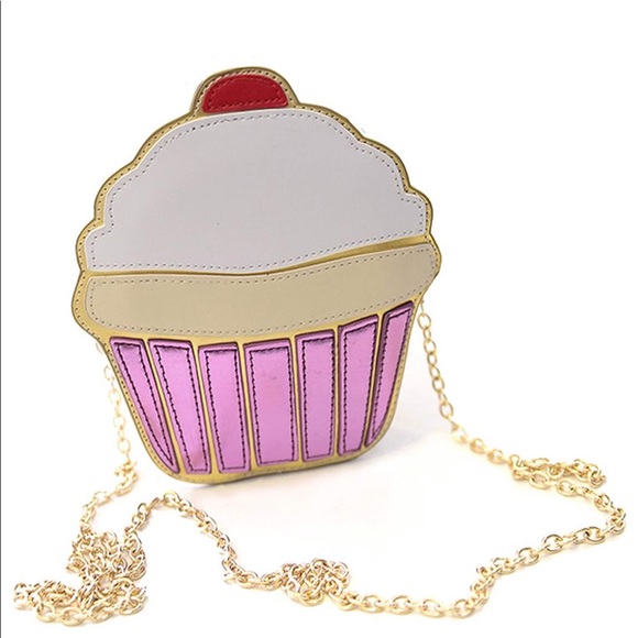 Handbags - Cupcake Shaped Purse